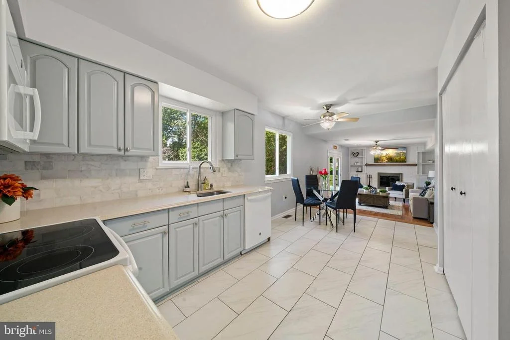 Photo of 10424 SWEEPSTAKES ROAD