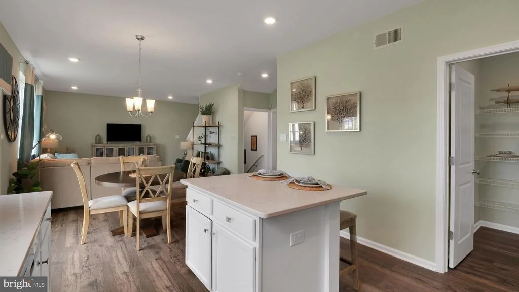 Photo of 4 MINNOW AVENUE