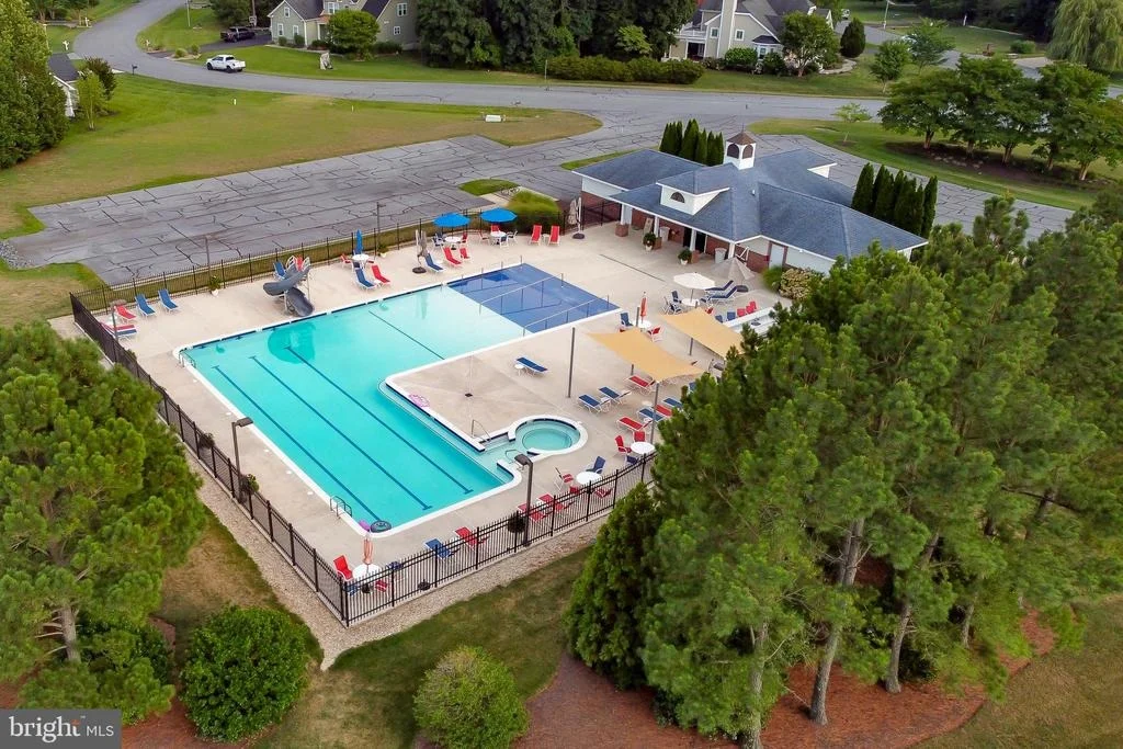Photo of 35494 RED TAIL ROAD