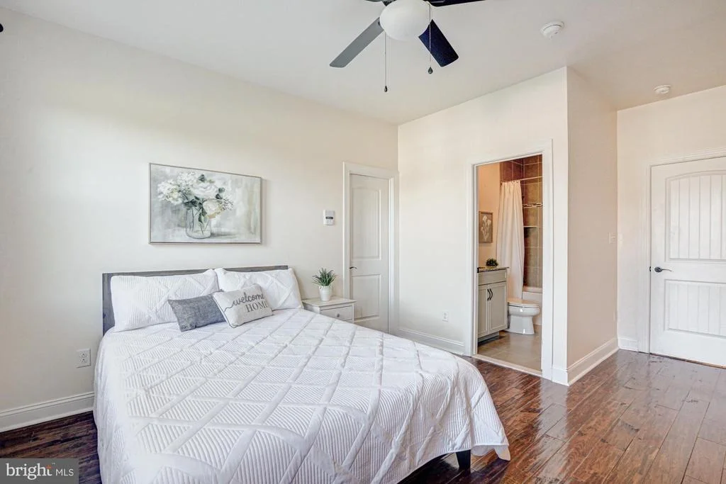 Photo of 1233 BUNKER HILL ROAD