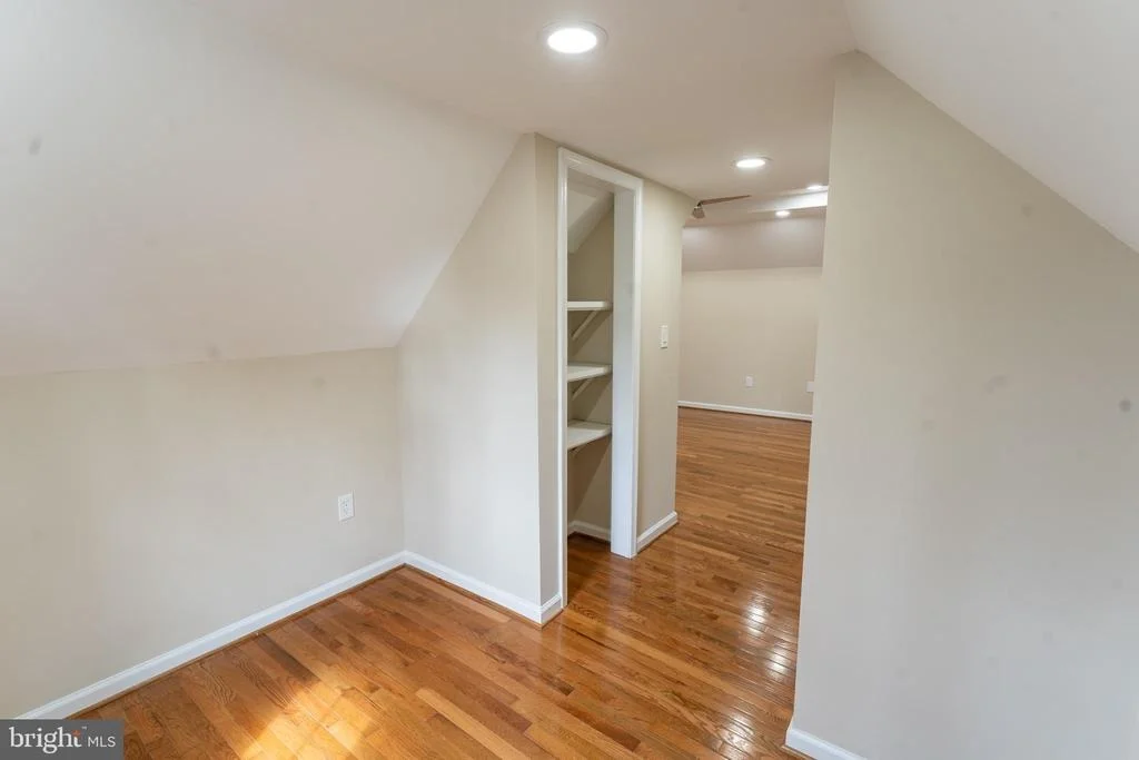 Photo of 227 PINEHURST AVENUE