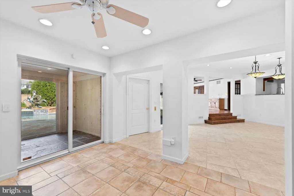Photo of 20340 SILVER LAKE DRIVE