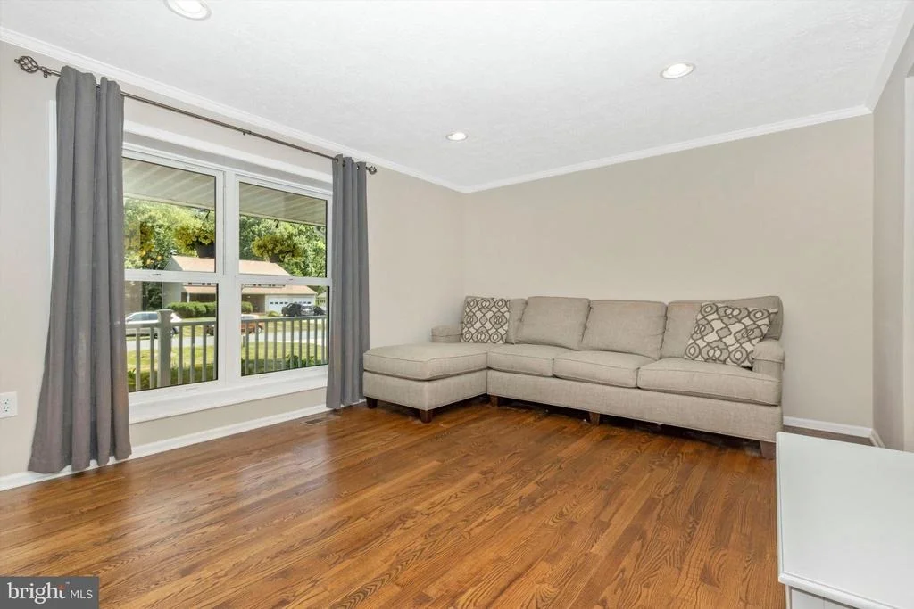 Photo of 1101 WINDMILL LANE