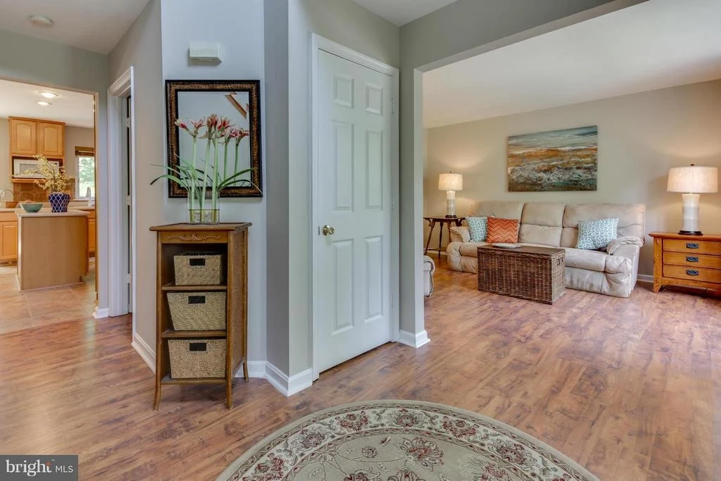 Photo of 9275 CARTERSVILLE ROAD