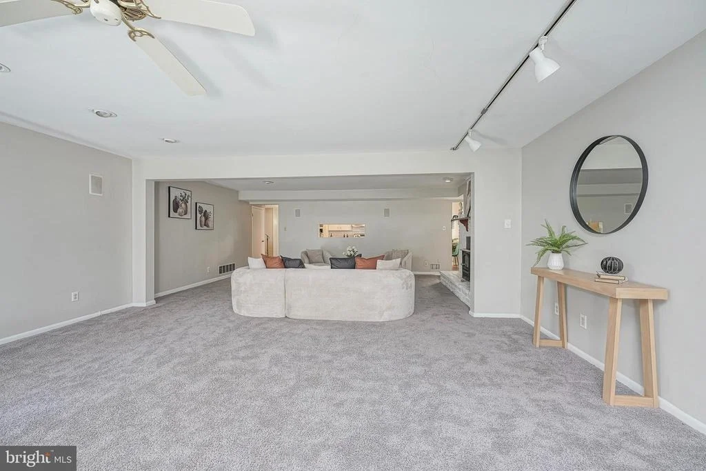 Photo of 1016 EAGLE LANE