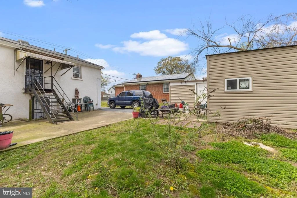 Photo of 815 EASTERN AVENUE