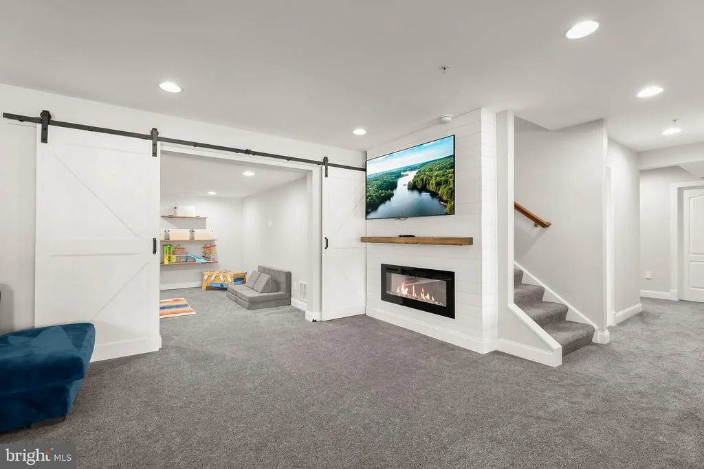 Photo of 4921 JENKINS LANE