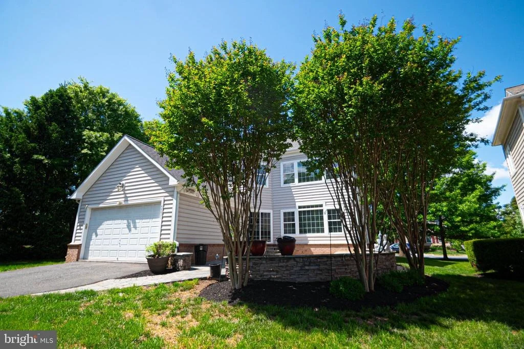 Photo of 42631 EXPLORER DRIVE