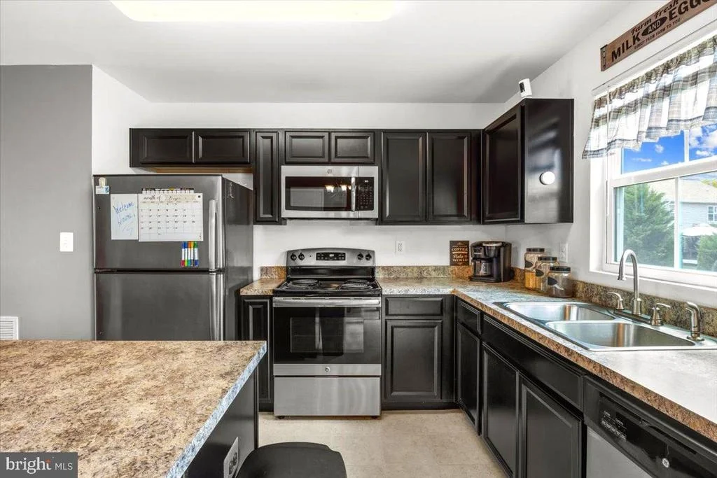 Photo of 2438 POST OAK DRIVE