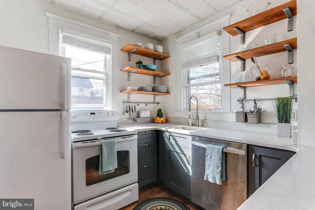 Photo of 3123 WEAVER AVENUE