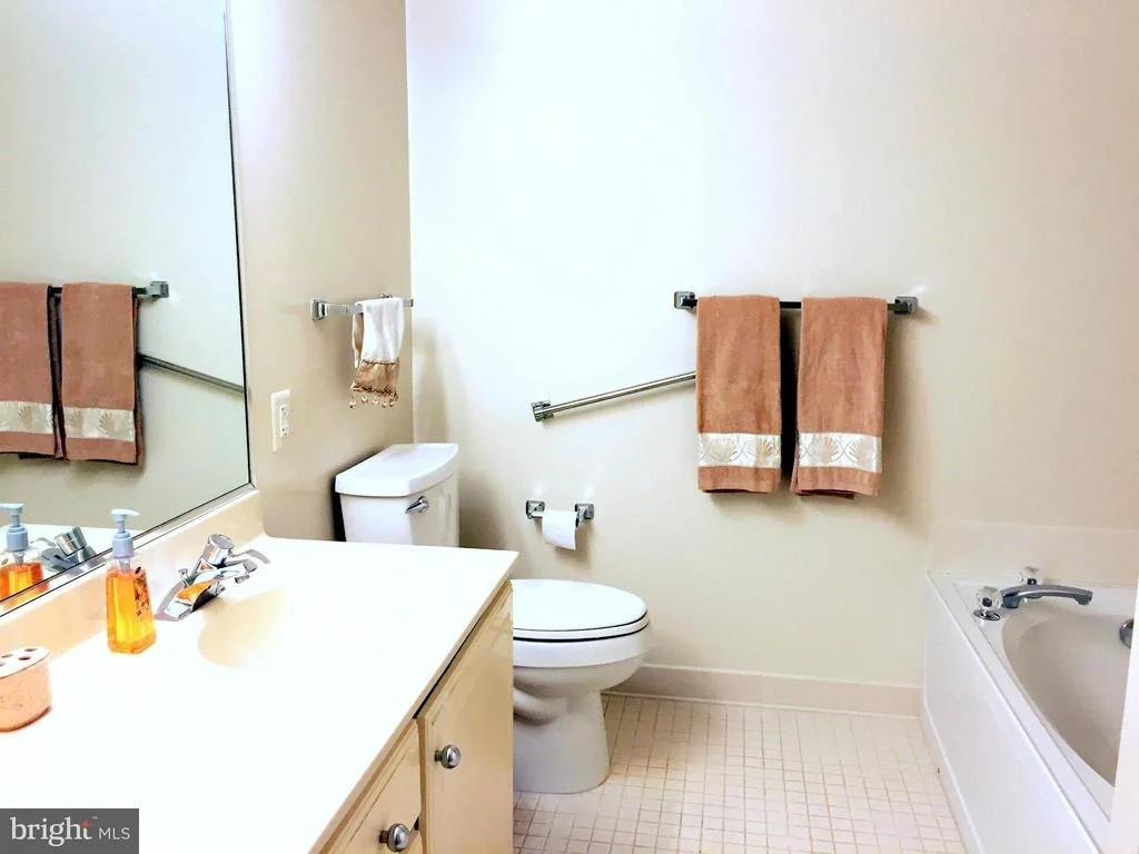 Photo of Unit 306 at 14800 PENNFIELD CIRCLE