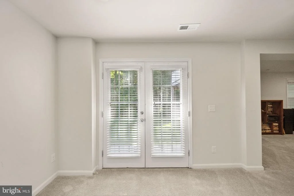 Photo of 9405 LOMAX FOREST DRIVE