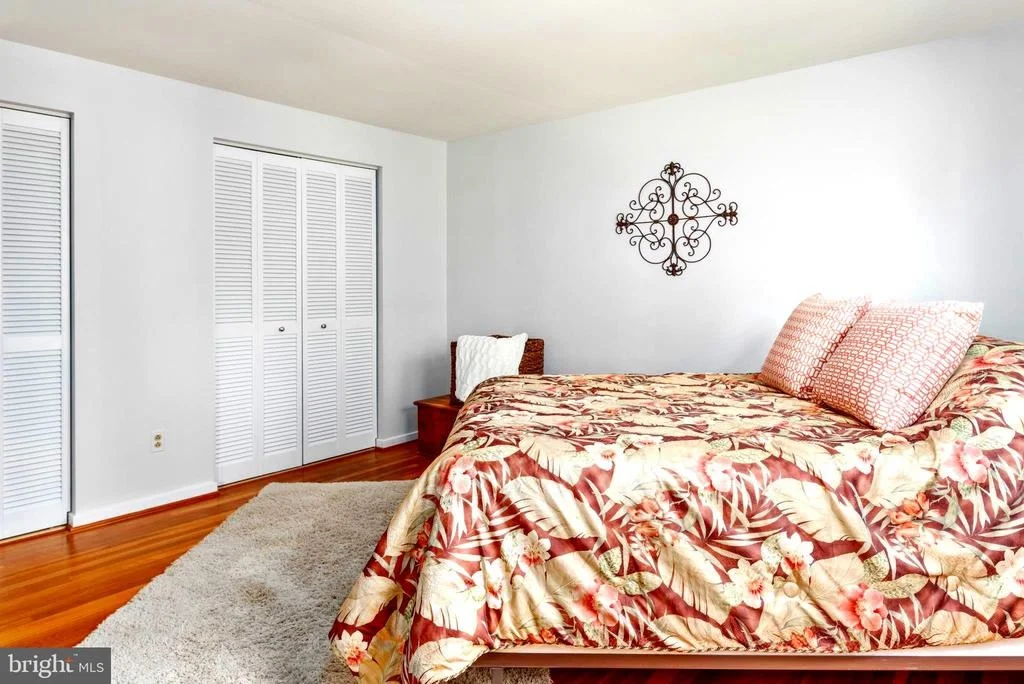 Photo of 5262 ELIOTS OAK ROAD