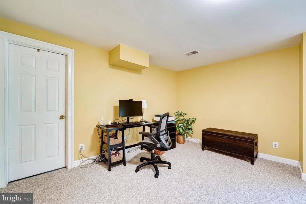Photo of 9728 HIDDEN VALLEY ROAD