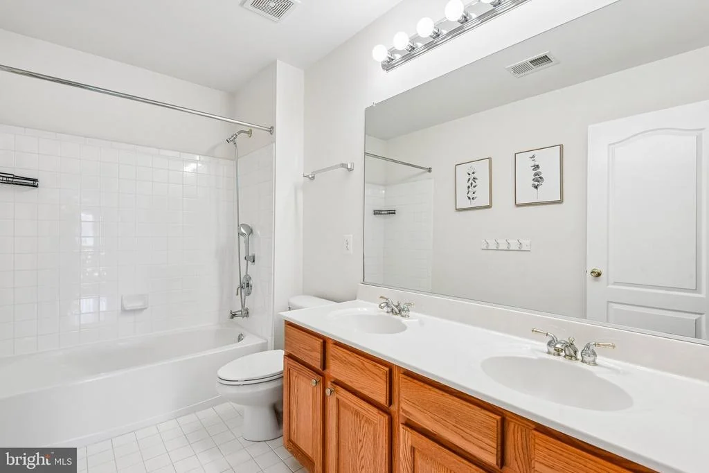 Photo of 1248 COLONIAL PARK DRIVE