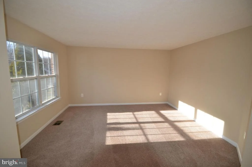 Photo of 2324 SOUTH HAMPTON DRIVE