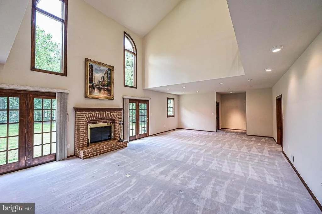 Photo of 5805 HALLOWING DRIVE