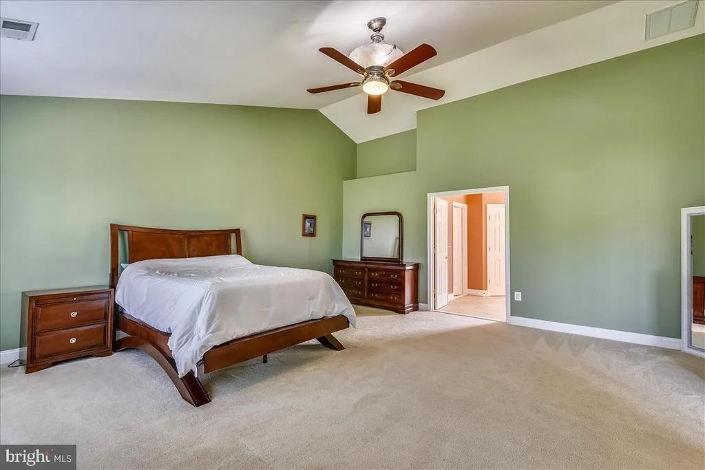 Photo of 25861 SPRING FARM CIRCLE