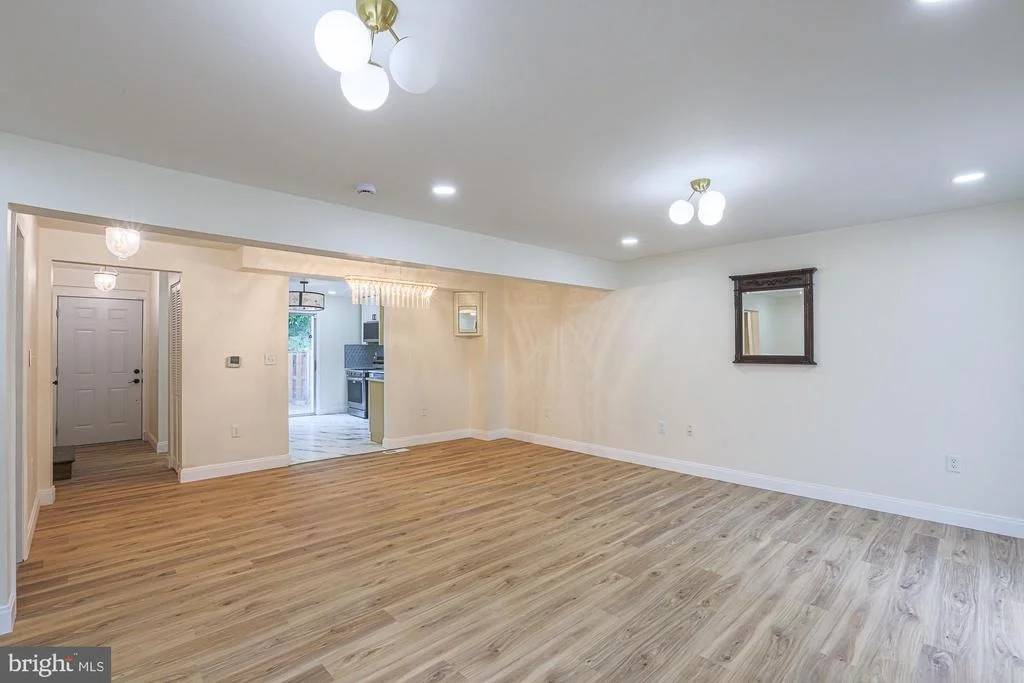 Photo of 1906 GREENHAVEN DRIVE