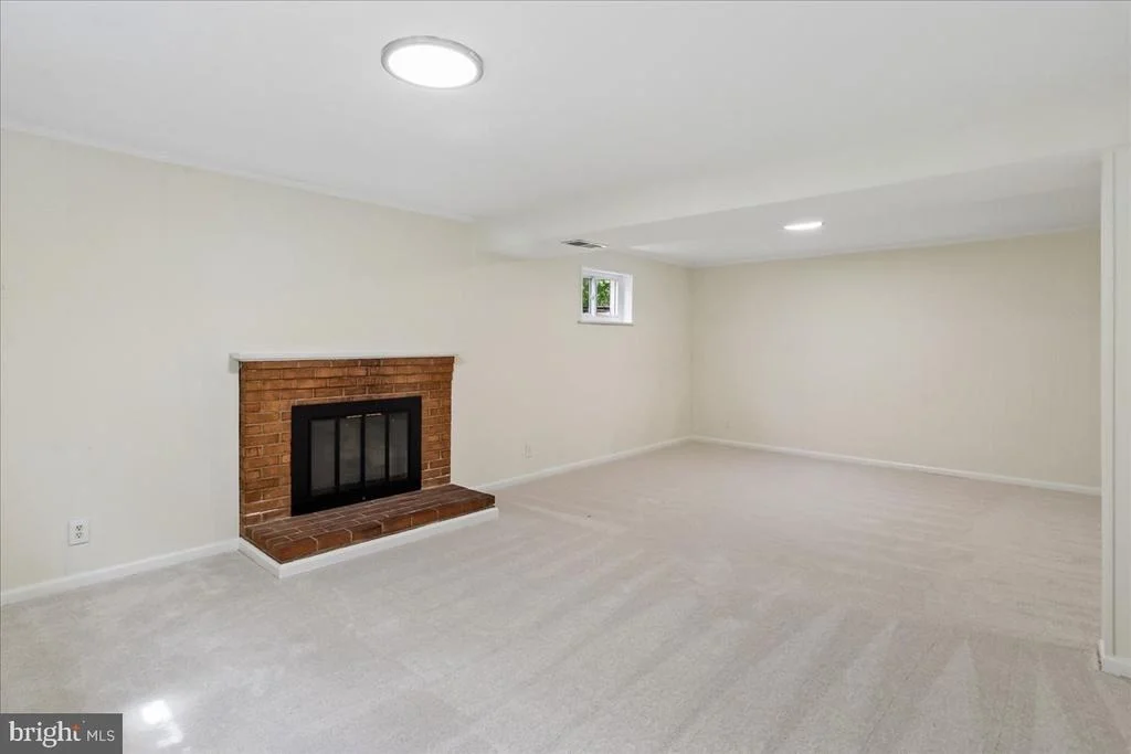 Photo of 3604 HERITAGE LANE