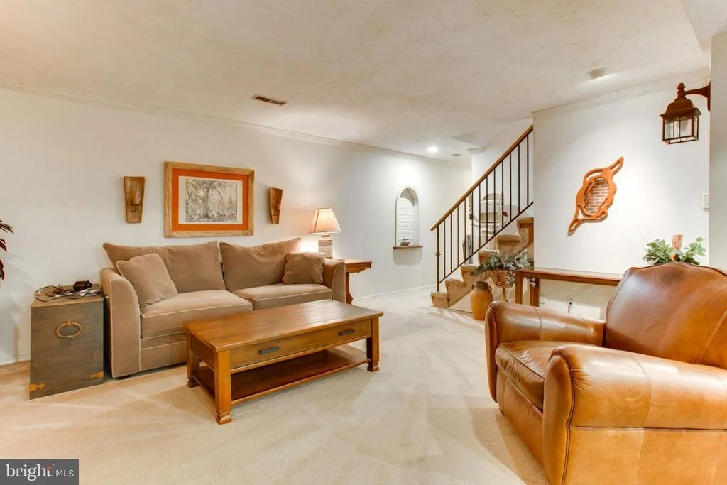 Photo of 10425 MOUNT VERNON DRIVE