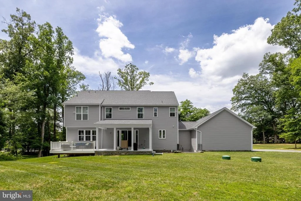 Photo of 1310 HOOK ROAD