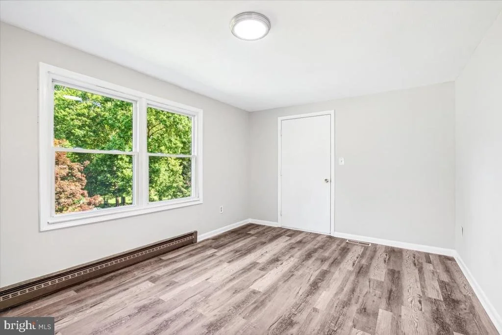 Photo of 6347 DAVIS ROAD