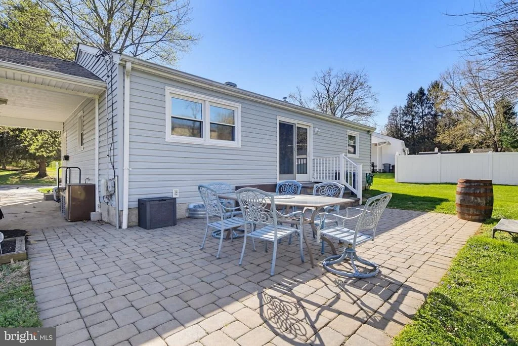 Photo of 620 LEE WAY
