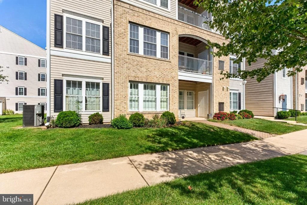 Photo of Unit C at 1401 JOPPA FOREST DRIVE