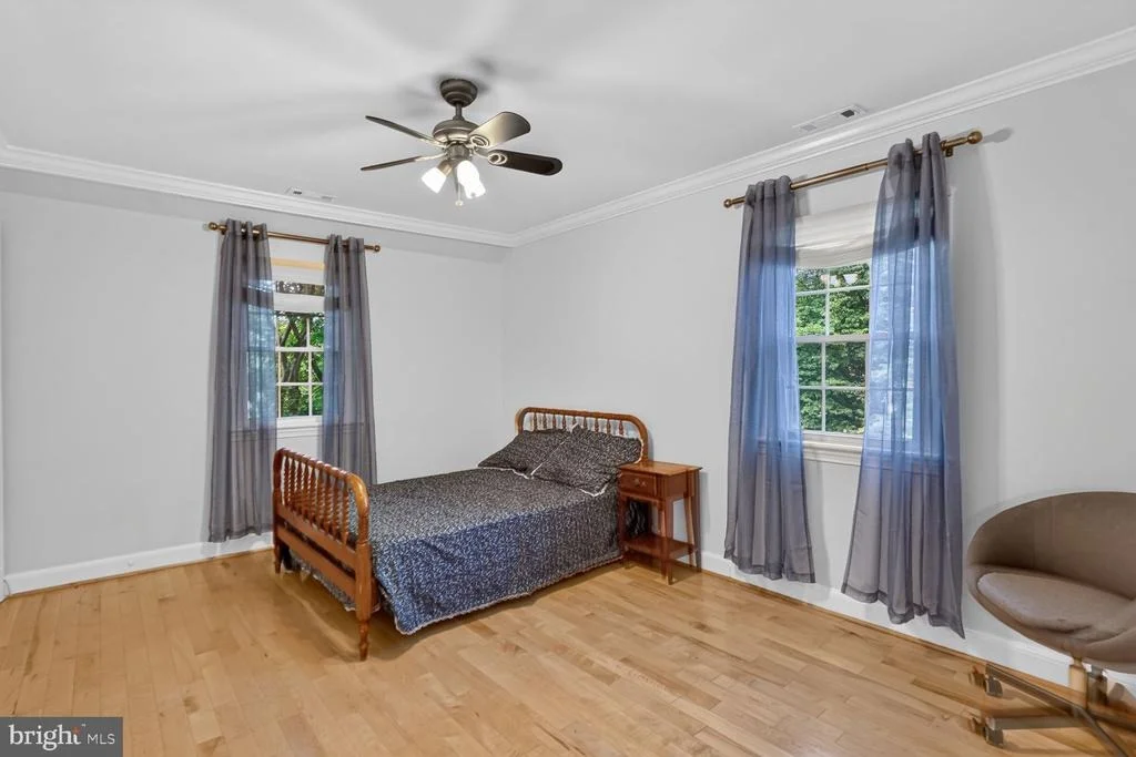 Photo of 10115 GATES AVENUE