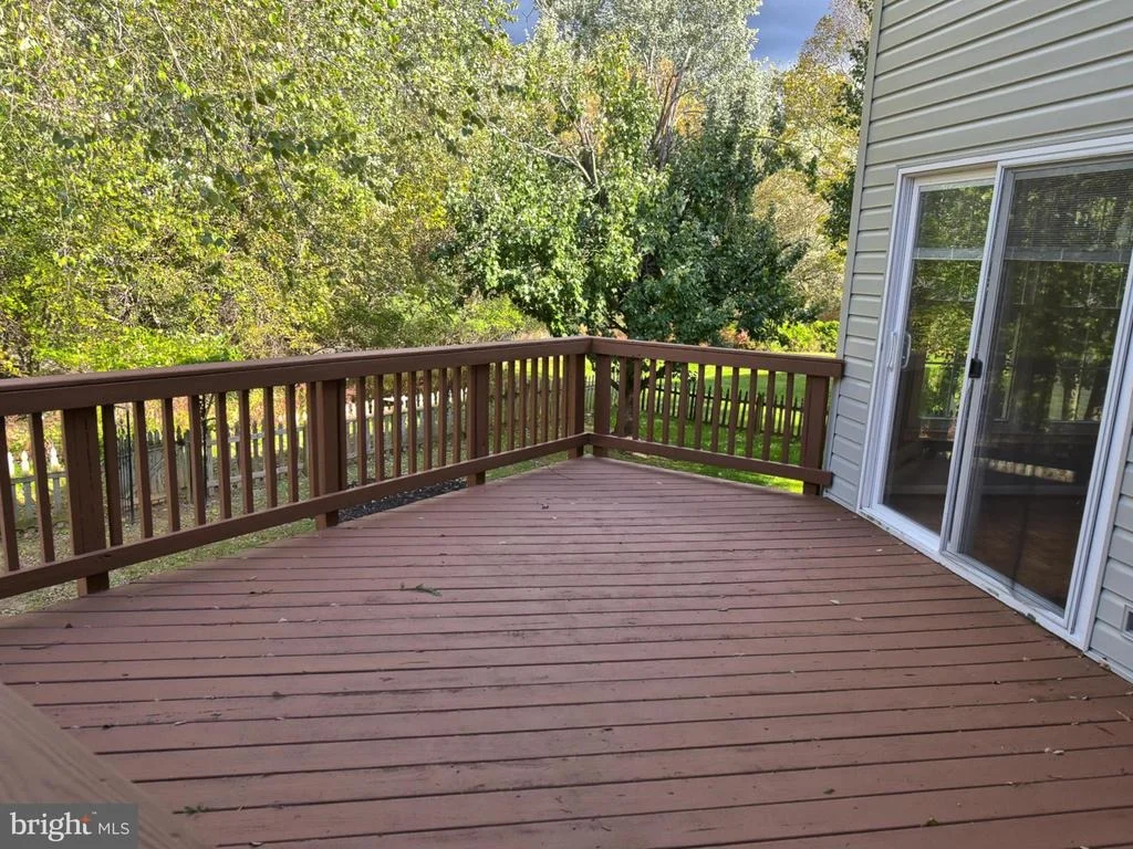 Photo of 620 ANGELWING LANE