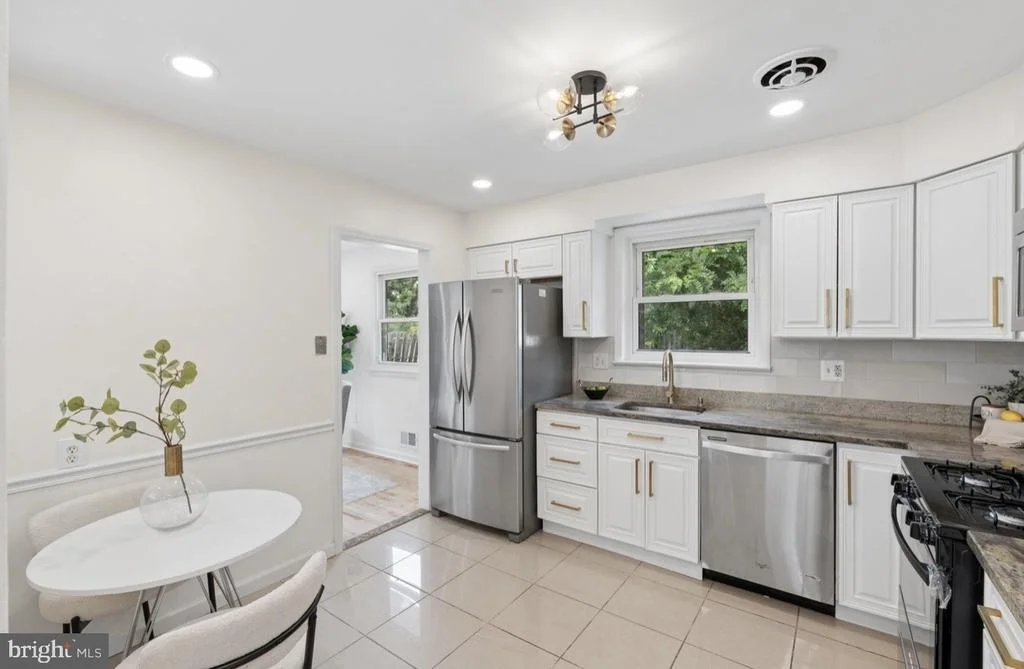 Photo of 6502 SUMMERHILL ROAD