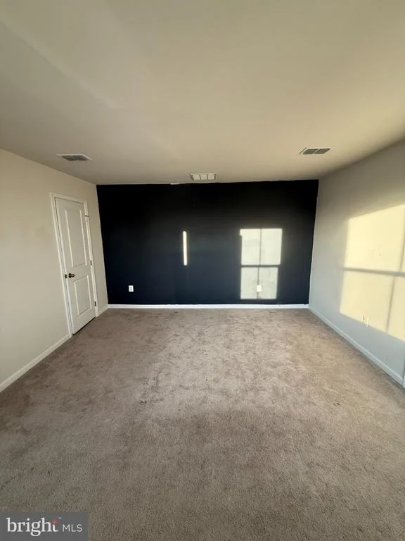 Photo of 110 MARINERS WAY