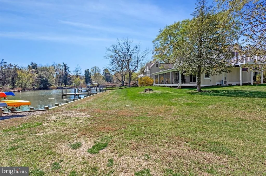 Photo of 1268 HAYES ROAD