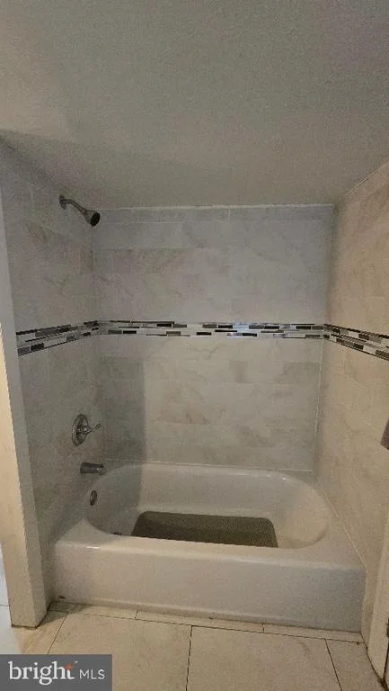 Photo of 140 ROBBINS AVENUE
