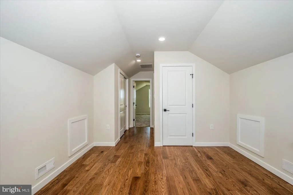 Photo of 460 SHADE TREE LANE