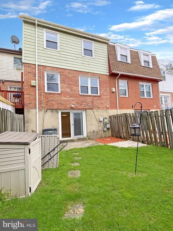 Photo of Unit 1G at 8352 IMPERIAL DRIVE