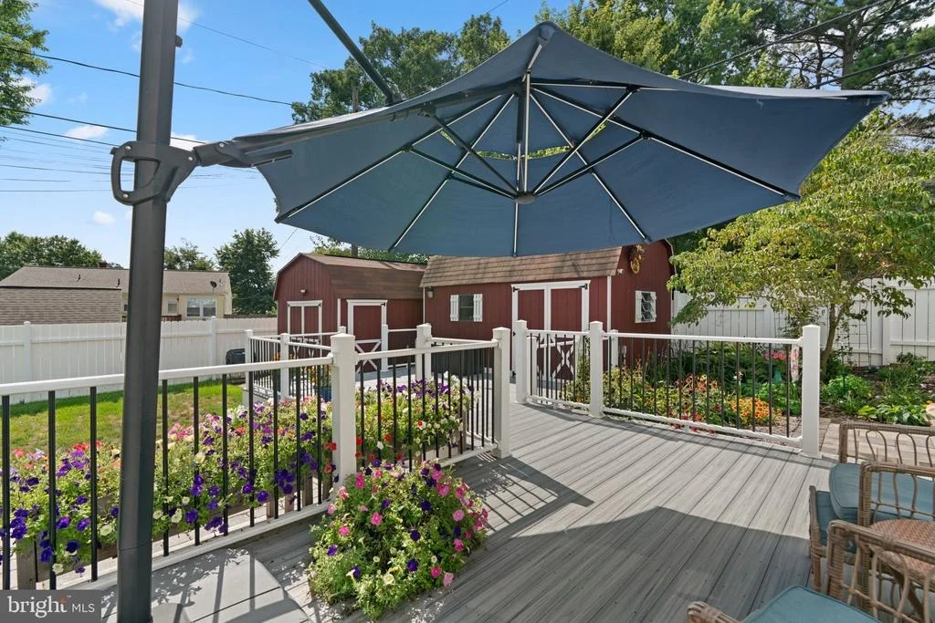 Photo of 1106 BEALL PLACE