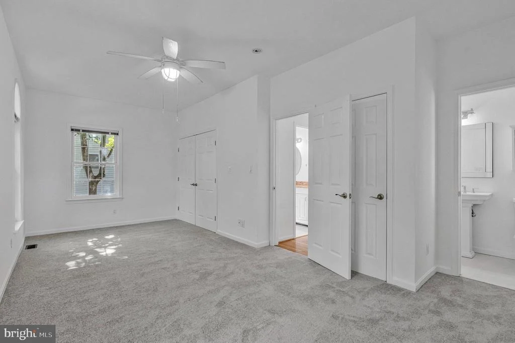 Photo of 4401 SHIRLEY GATE