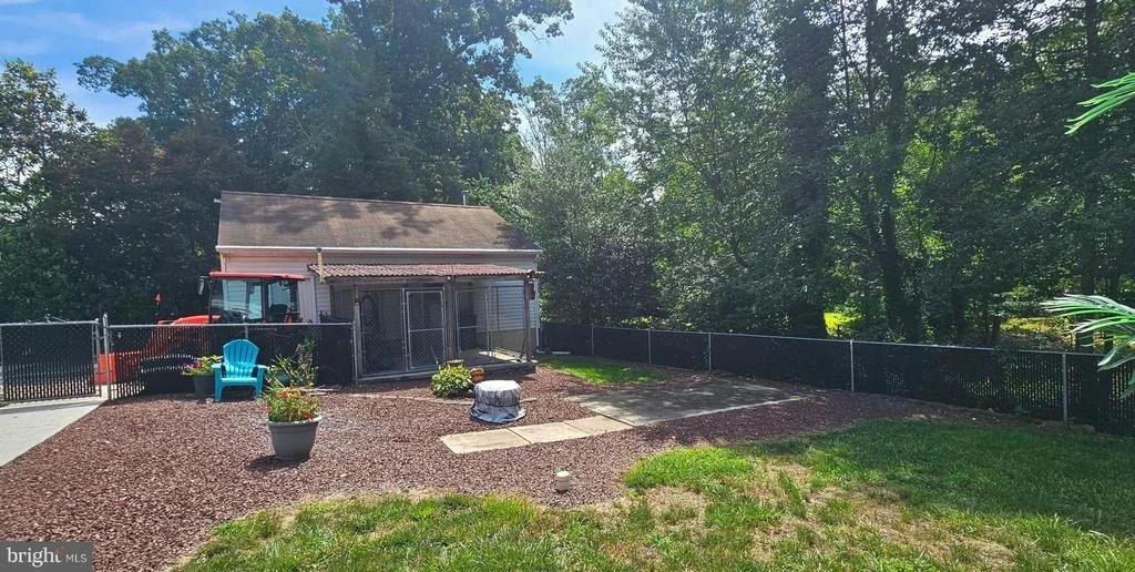 Photo of 3 SEVILLE DRIVE