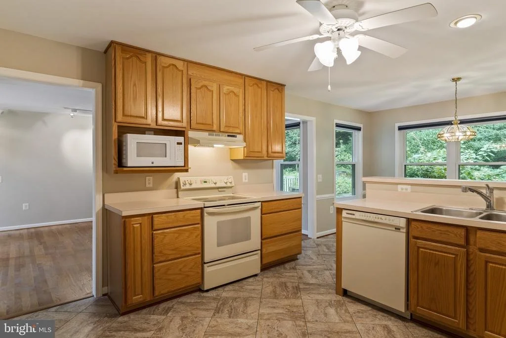 Photo of 8095 SETTLE COURT