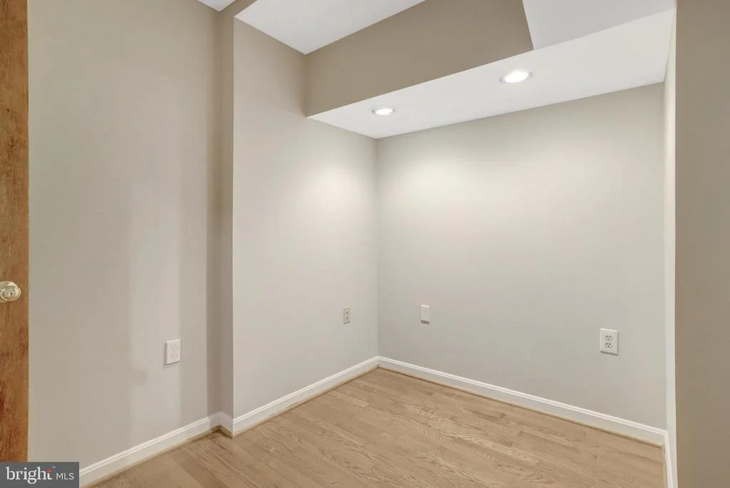 Photo of 9241 NORTHEDGE DRIVE