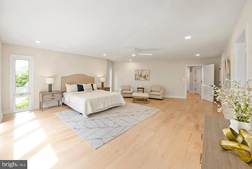 Photo of 3706 SPRING STREET