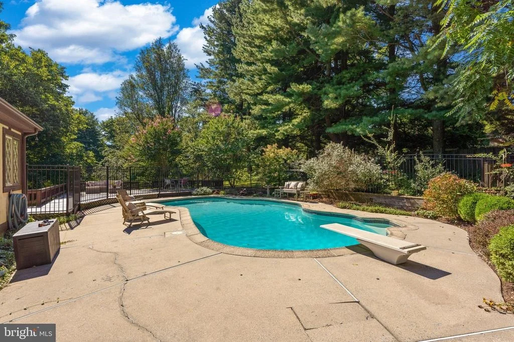 Photo of 8000 EXODUS DRIVE