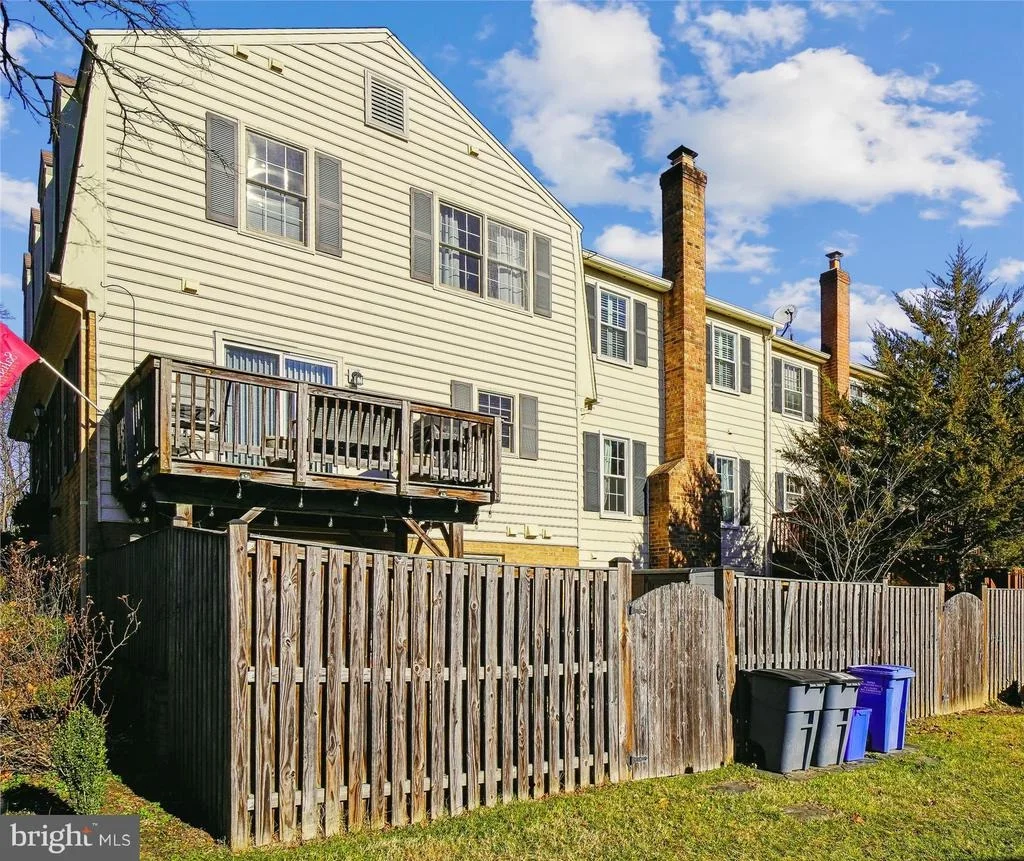 Photo of Unit 38 at 1046 WINDRUSH LANE