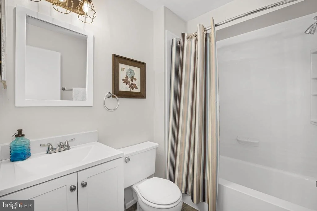 Photo of Unit C at 7802 HARROWGATE CIRCLE