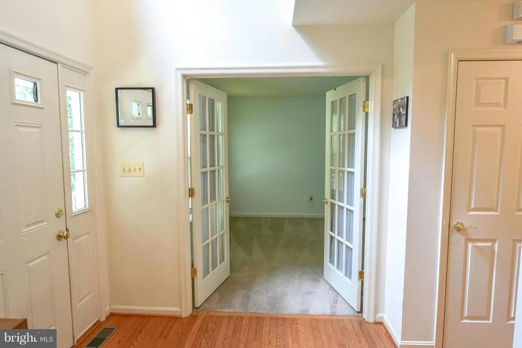 Photo of 944 LUBBUCK
