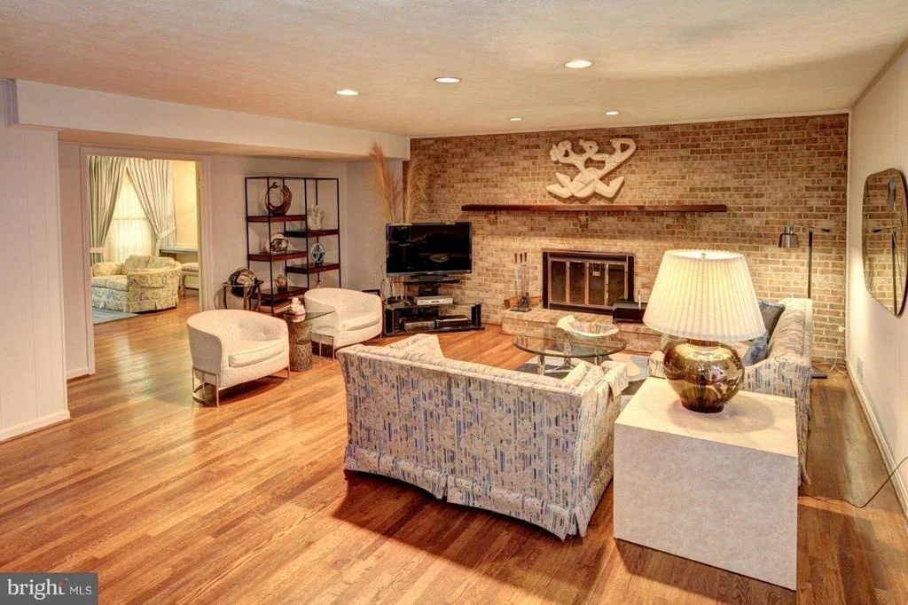Photo of 15222 CENTERGATE DRIVE