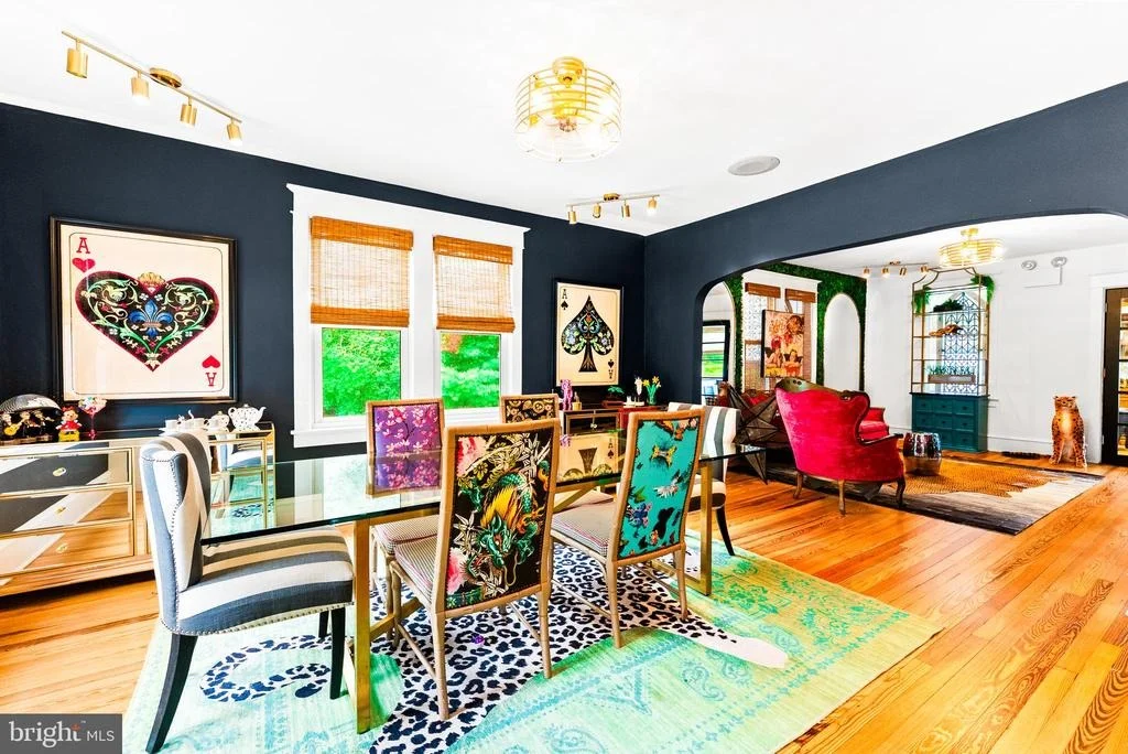 Photo of 1124 MANTUA PIKE