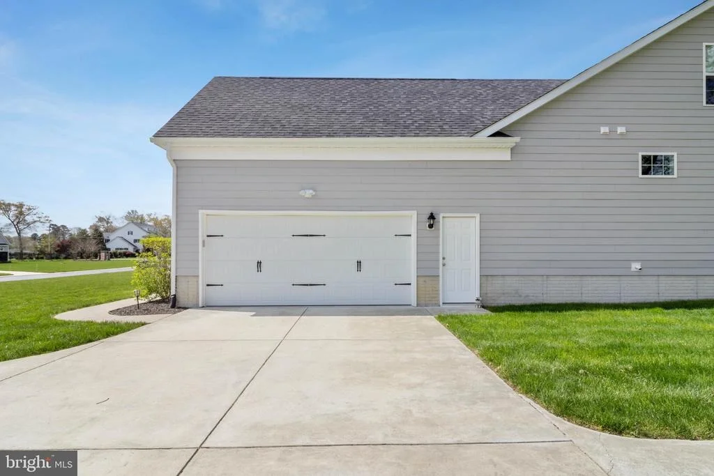 Photo of 24019 INGRAMS DRIVE